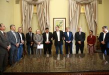 Paulo Câmara anuncia instalação de empresa têxtil no Estado, com investimento de R$ 100 milhões