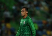 Vivendo primeira experiência na Europa, goleiro Bruno Brigido completa um ano da sua estreia pelo Feirense