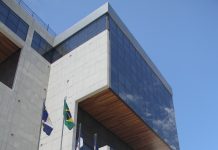 Sistema FIEPE arrecada doações para voluntários que estão ajudando na limpeza das praias