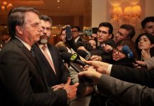 Presidente Jair Bolsonaro chega a Brasília após visita a cinco países