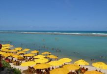 Praias pernambucanas que foram atingidas pelo óleo, estão próprias para o banho