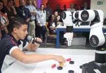 Jeep, Sesi-PE, e Comau, lançam projeto de Robótica inédito no Brasil