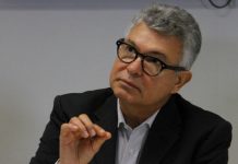 VIVA PINZÓN, é o artigo de Elias Gomes