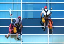 Quais são as recomendações para evitar acidentes no trabalho em altura?