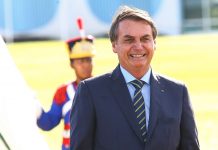 Bolsonaro afirma que reforma administrativa vai contemplar “números e pessoas”