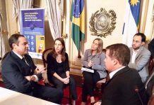 Prefeita de Caruaru, Raquel Lyra, leva ao Governador de Pernambuco, demandas da saúde para combate ao novo coronavírus