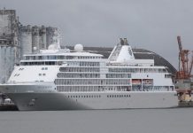 Navio Silver Shadow desatraca do Porto do Recife nesta quinta-feira (26)