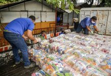 Trabalhadores informais receberão 16 mil cestas básicas da Prefeitura de Recife, para garantir alimentação durante a quarentena