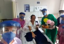 Paciente pernambucana internada em hospital do Hapvida da Paraíba, ganha comemoração de aniversário da equipe de saúde