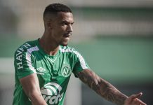 Cria da base, zagueiro Hiago valoriza invencibilidade na Chape e mira retorno ‘ainda melhor’ após a quarentena