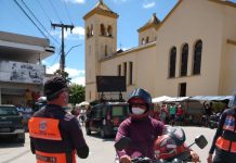 Governo de Pernambuco entrega 5 mil máscaras em Cumarú