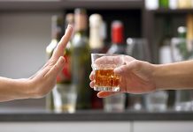 Especialista alerta para os cuidados com o consumo de bebidas alcoólicas durante a pandemia