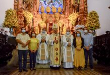 Governador de PE, Paulo Câmara, participa de missa que celebrou o Dia de Nossa Senhora do Carmo, padroeira de Recife