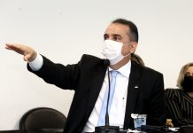 Décio Padilha debate sobre finanças estaduais e a crise financeira