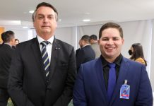 Lúcio Beltrão, presidente do CREF12/PE, é recebido pelo presidente da República, Jair Bolsonaro