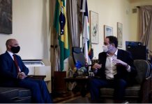 Paulo Câmara comemora investimento de R$ 70 milhões em indústria de papel