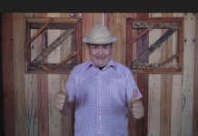 Humorista Zé Lezin de volta a Pernambuco. Artista se apresenta na Churrascaria Boi e Brasa, em Abreu e Lima e Jaboatão (Candeias)