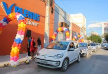 Escola antecipa comemorações ao Dia das Crianças, com Drive Thru e Aulão