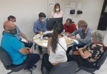 Moradores do Conjunto Residencial Muribeca, recebem indenizações no Fórum Desembargador Henrique Capitulino, em Jaboatão dos Guararapes