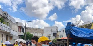 PASSIRA: Candidato à prefeito pela oposição, Silvestre visita feira livre