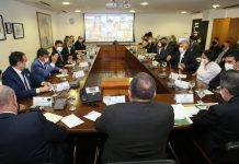 Governador de PE, Paulo Câmara, participa de reunião com o Ministro da Saúde, Eduardo Pazuello, e cobra plano de imunização para todos os brasileiros