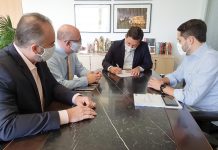 Em último ato como prefeito do Recife, Geraldo Julio presta homenagem aos servidores no combate à pandemia