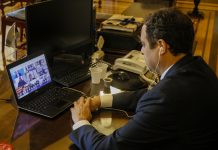 Paulo Câmara prestigia cerimônia de posse da ministra Ana Arraes, na presidência do TCU