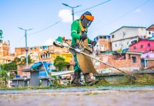 CABO: População da Cohab recebe mutirão de limpeza, e poderá descartar entulhos durante a semana
