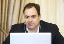 Paulo Câmara se reúne com CEO mundial da Stellantis, proprietária da marca Jeep