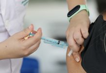 Jaboatão inicia agendamento para vacinação contra a Covid-19, para pessoas a partir de 50 anos