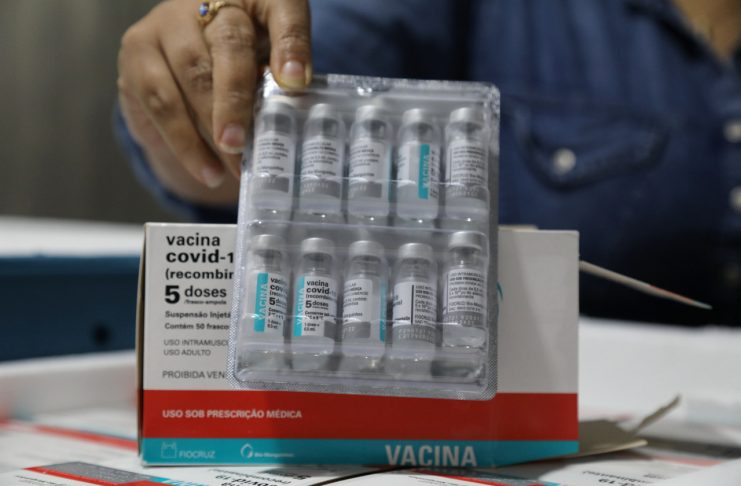 Pernambuco recebe 100.500 doses de vacinas da Astrazeneca