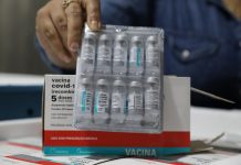 Mais de 40 mil doses de vacinas da Astrazeneca chegam a Pernambuco