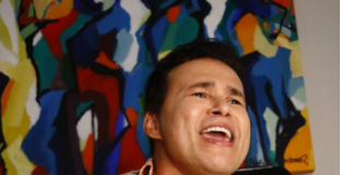 Almir Rouche realiza “Live Louvores” em atenção ao ‘Setembro Amarelo’