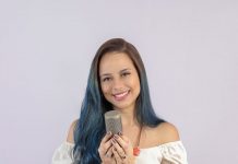 Praça Musical desta quinta-feira(16), no Camará Shopping, recebe a cantora Aynnã Oliveira