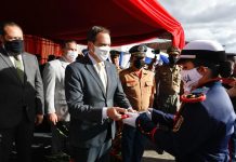 Paulo Câmara confere honraria a militares que iniciam formação em Pernambuco