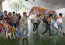 Oficinas gratuitas de dança e de bordado de peitorais do Cavalo Marinho