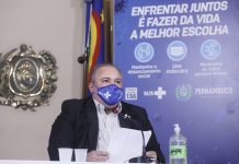 Pernambuco autoriza dose de reforço da vacina contra a Covid-19, para profissionais da saúde e população acima de 60 anos