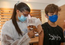 Jaboatão inicia vacinação contra a Covid-19 em alunos de escolas particulares