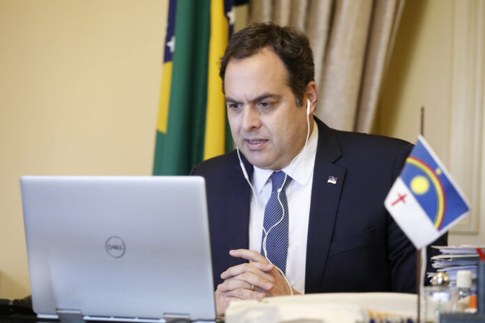 231121Governador Paulo Camara durante videoconferencia com representantes do Banco Mundial