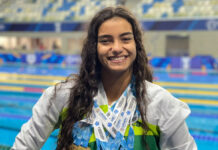 Jovem atleta pernambucana compete no Sul-Americano de Natação no Peru e bate recordes