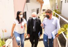 Sileno Guedes visita Centro de Referência para crianças e adolescentes com deficiência auditiva, de Nazaré da Mata