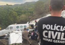 Cantora Marília Mendonça e mais quatro pessoas morrem em queda de avião