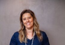 Sem cobrança de taxas de juros, adiantamento salarial facilita a gestão do orçamento doméstico de trabalhadores