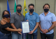 Prefeito de Jaboatão, Anderson Ferreira, anuncia regularização de imóveis no Córrego do Balaio