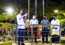 Diogo Moraes prestigia abertura do Natal em Família da cidade de São Bento do Una