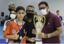 Um gol de vitória para driblar a violência no Cabo