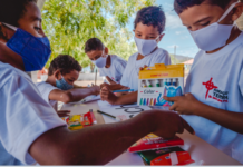 Voluntários promovem bazar em prol das Obras da Terra, do Padre Airton Freire