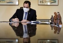 Governador de PE, Paulo Câmara, nomeia 290 concursados para a Saúde