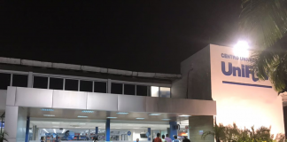Competividade de mercado reforça busca por profissionais com graduação