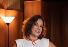 Carla Rio lança novo trabalho no Recife Antigo